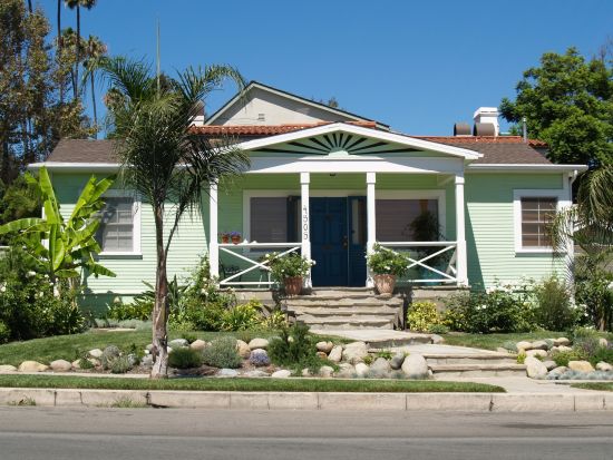 green bungalow1.jpg